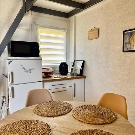 Un Zeste De Soleil - Terrasse - Parking - Clim - De La Roquille - Cap D'agde - Histoire De Clés Agde